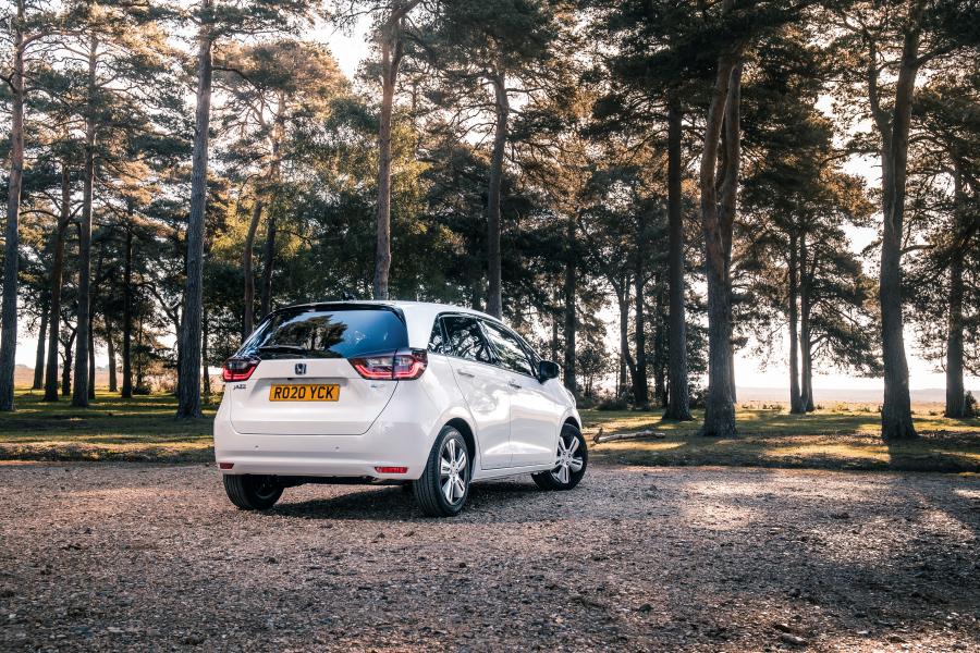  Honda Jazz e:HEV 2020 года  (UK) (фото 13 из 40)